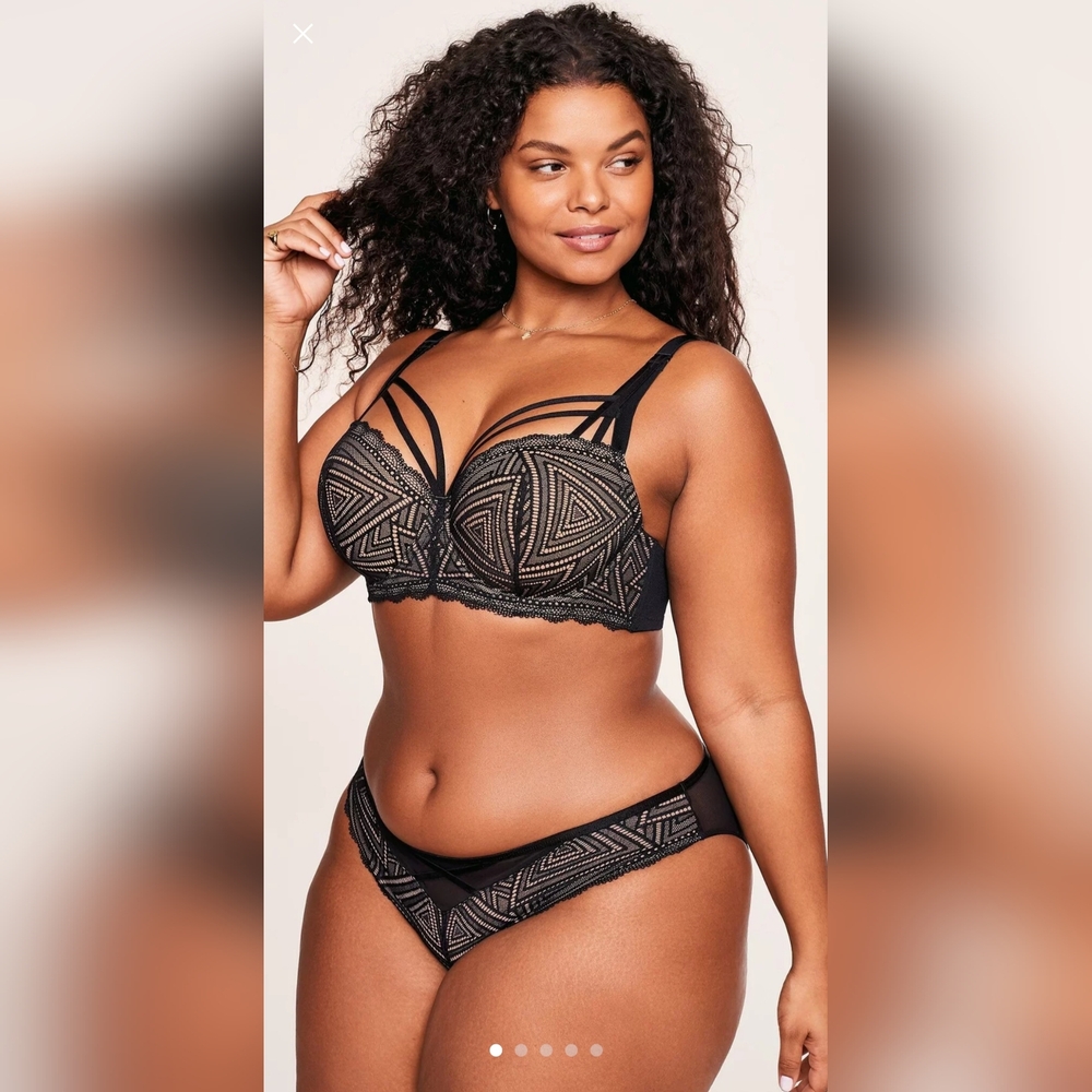 NEW, In Package! Adore Me Trezza Contour Plus